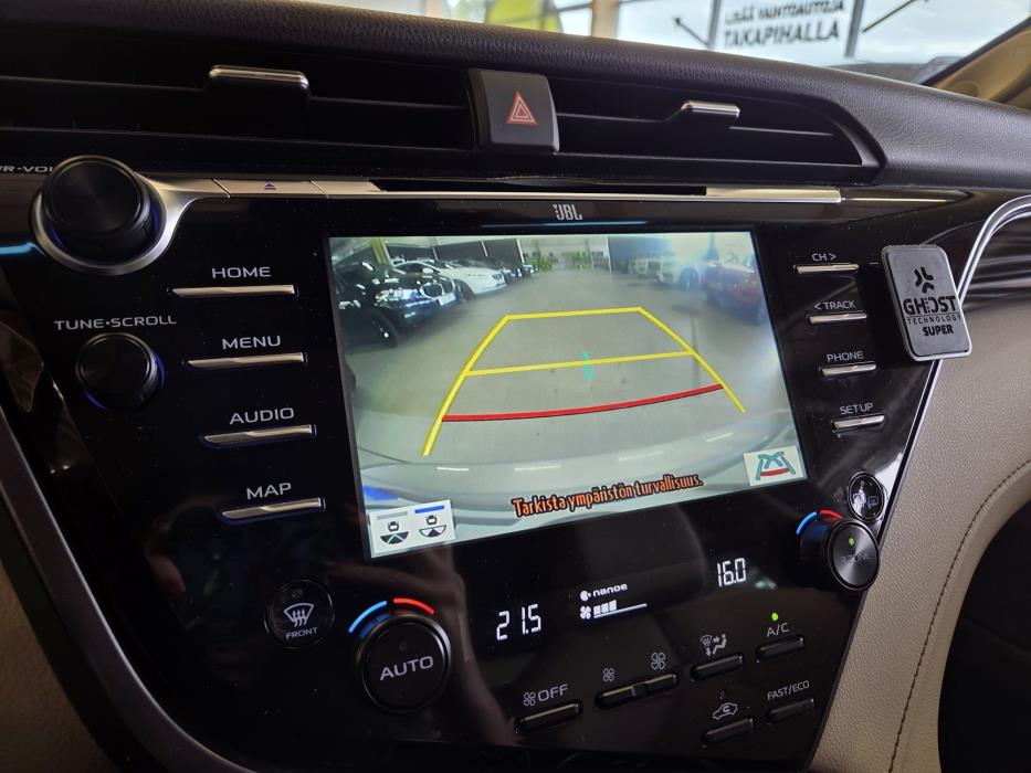 Toyota Camry 2021