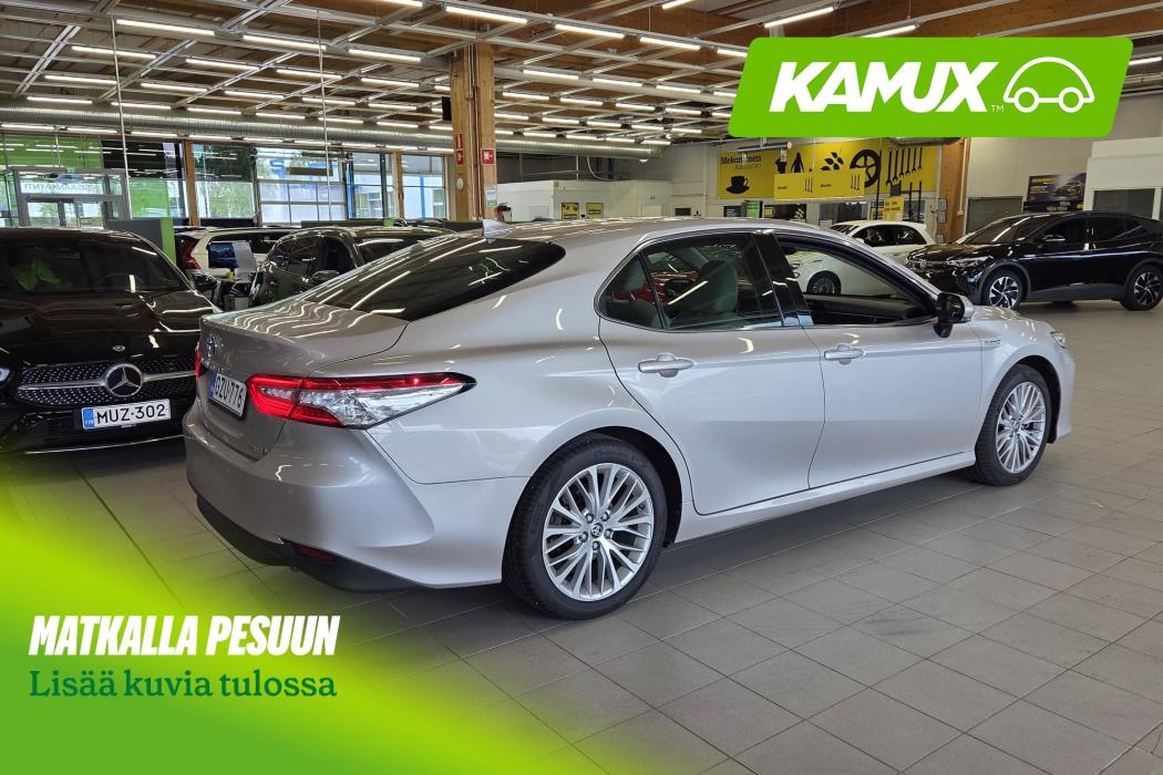 Toyota Camry 2021