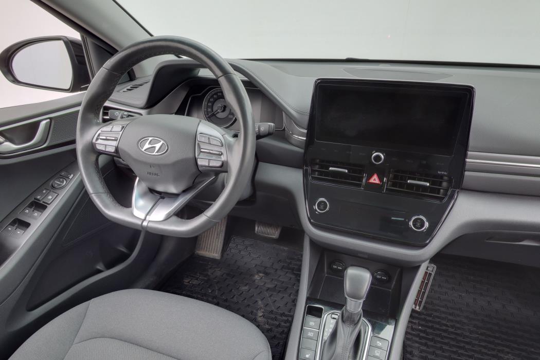 Hyundai Ioniq Plug-In 2021