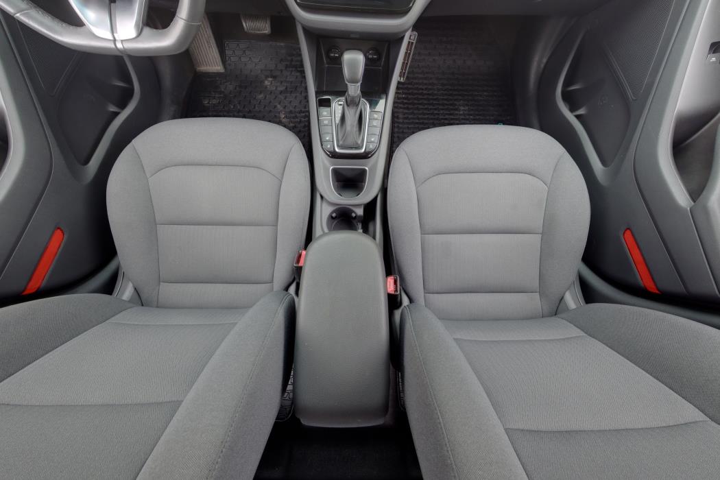 Hyundai Ioniq Plug-In 2021