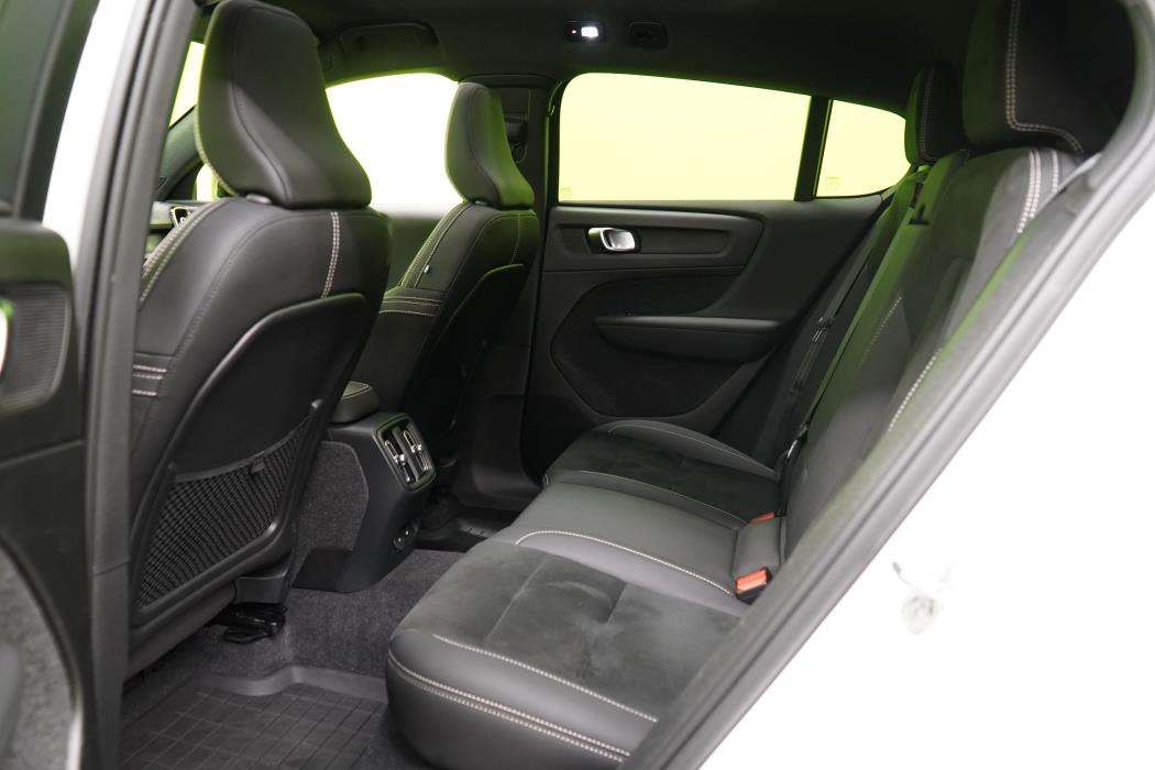 Volvo C40 2022
