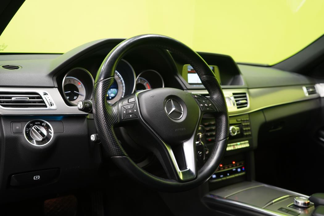 Mercedes-Benz E 2013
