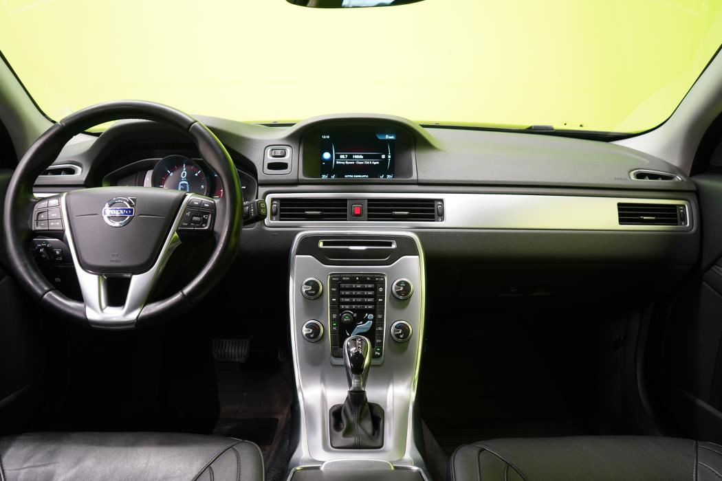 Volvo V70 2016