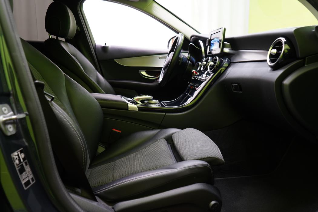 Mercedes-Benz C 2016