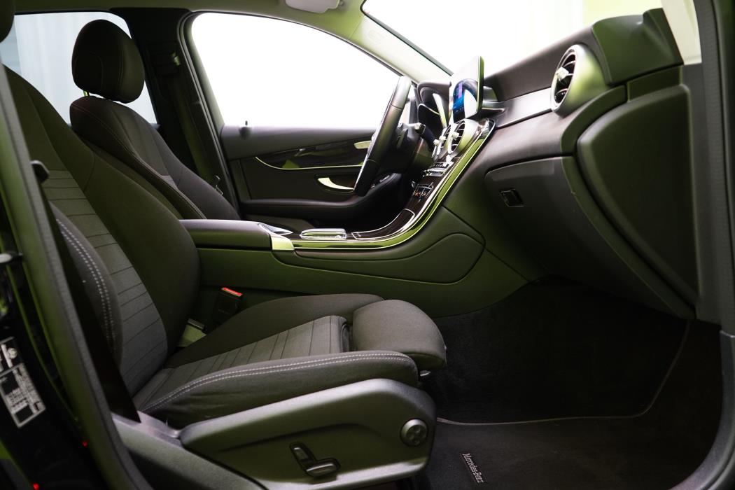 Mercedes-Benz GLC 2021