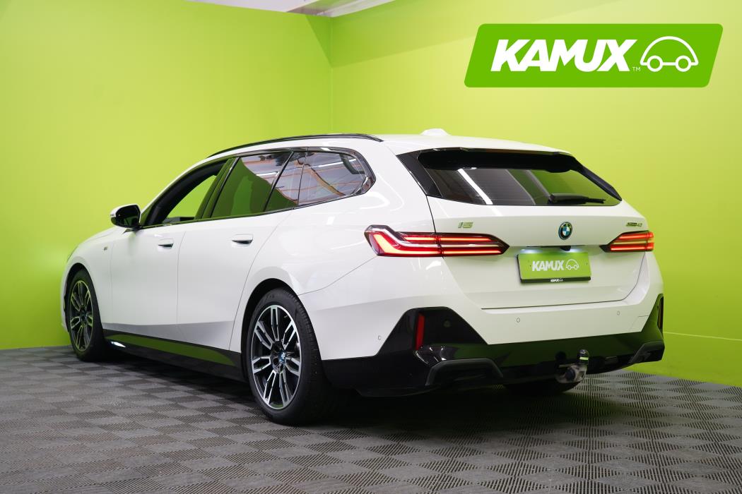 BMW i5 2025