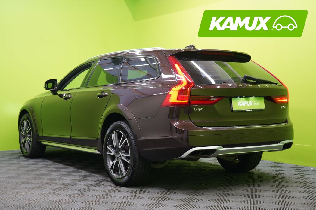 Volvo V90 Cross Country 2017