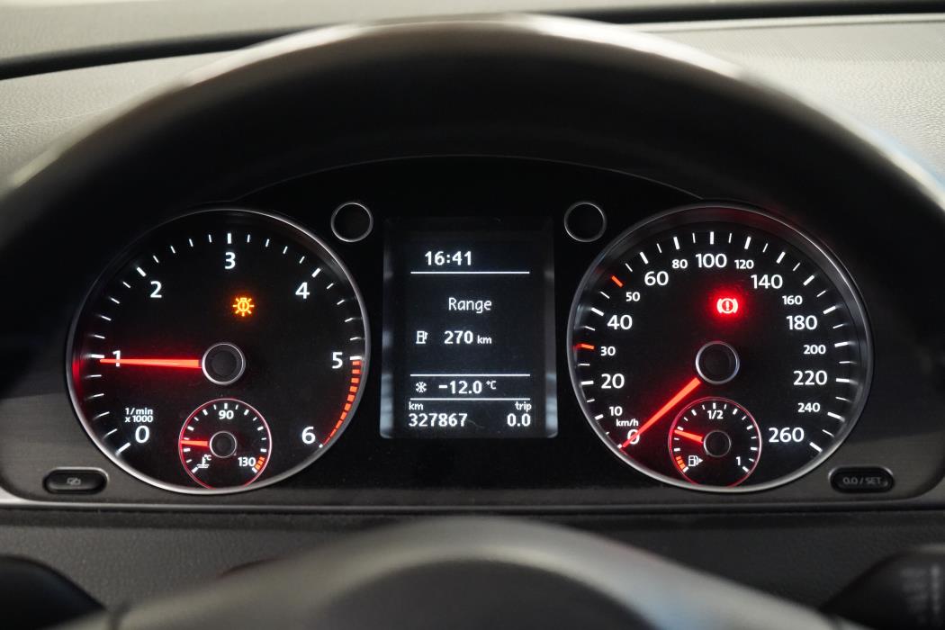 Volkswagen Passat 2011