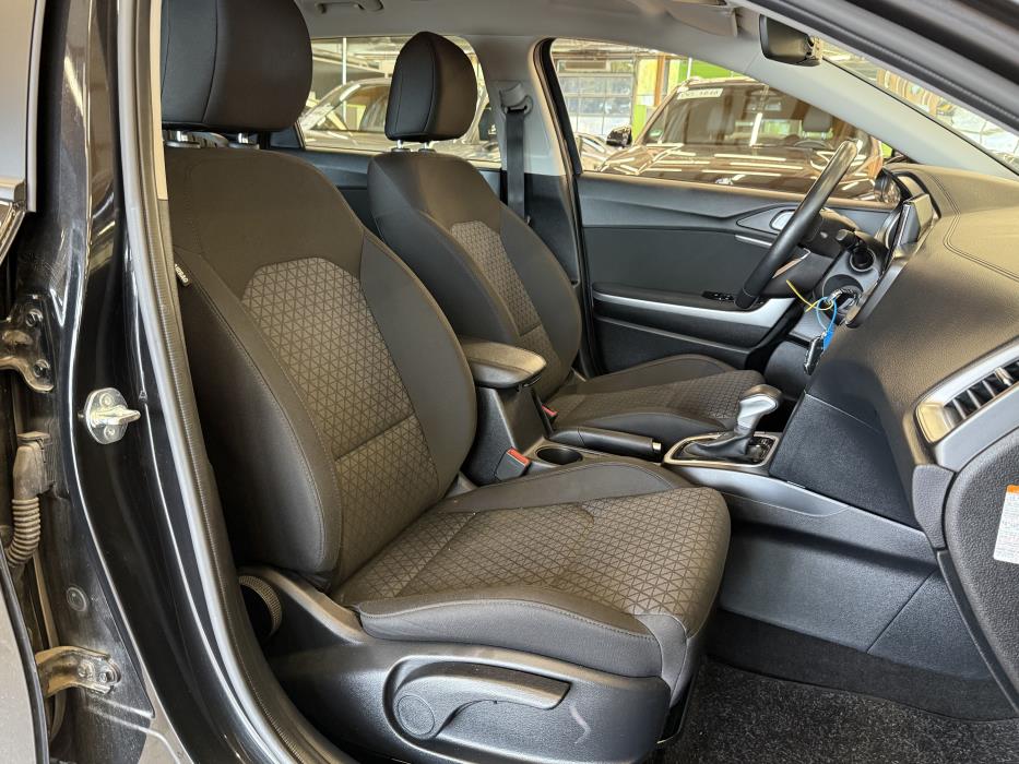 Kia Ceed 2025