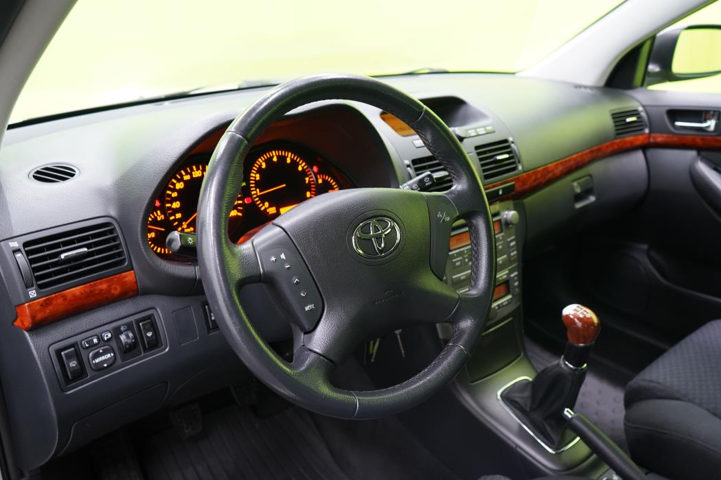 Toyota Avensis 2006