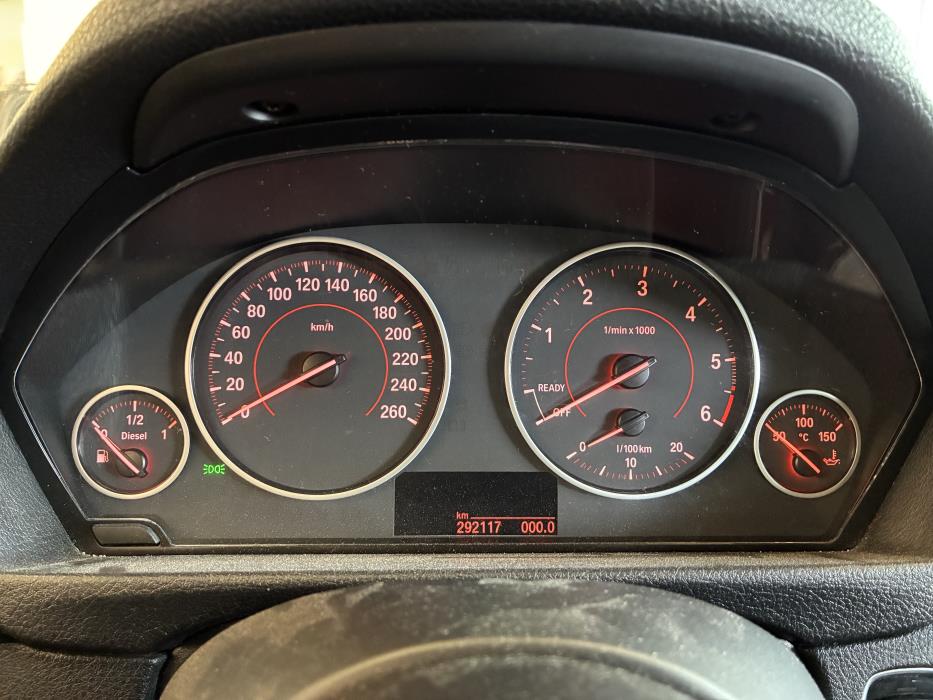 BMW 320 2013