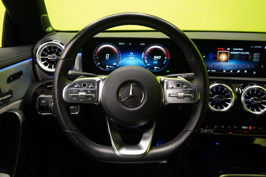 Mercedes-Benz CLA 2023
