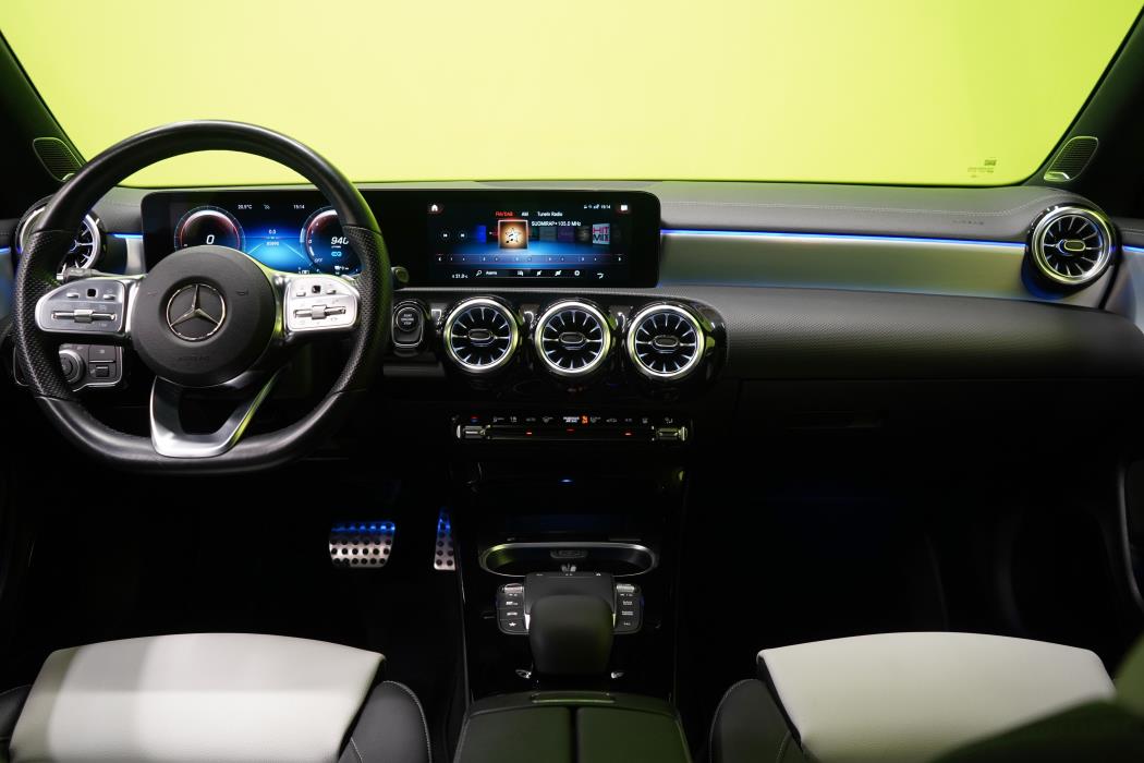 Mercedes-Benz CLA 2023