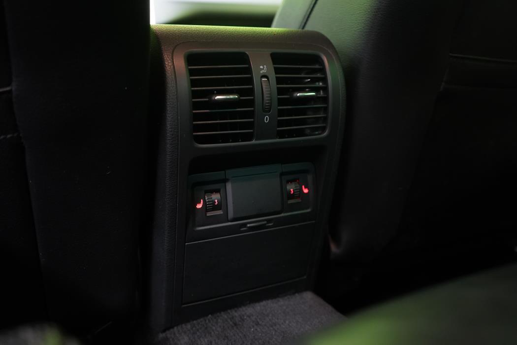 Volkswagen Passat CC 2011