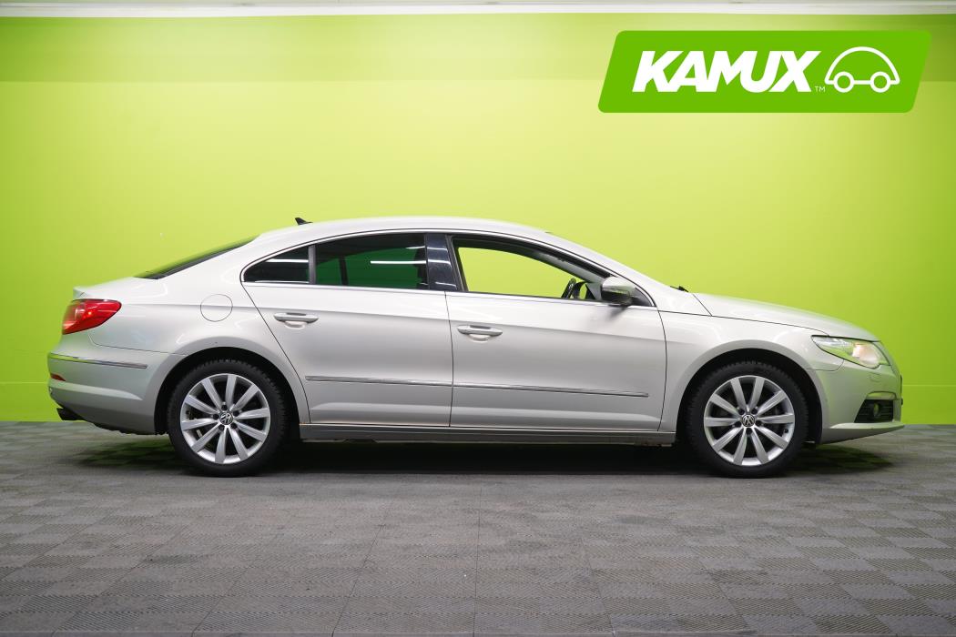 Volkswagen Passat CC 2011