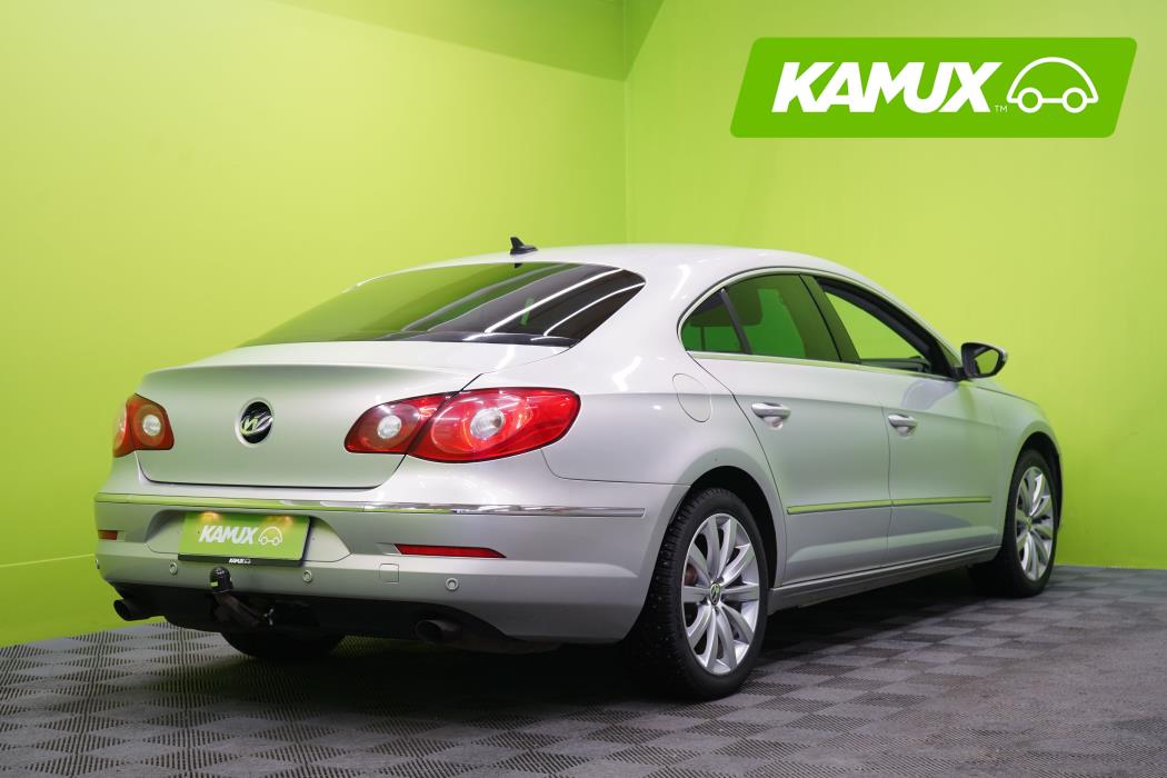 Volkswagen Passat CC 2011