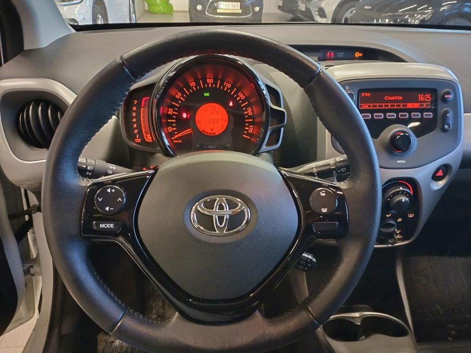 Toyota Aygo 2016