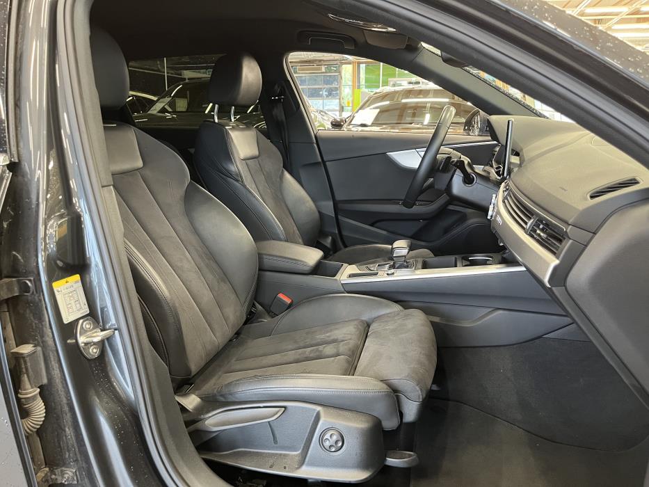 Audi A4 2023
