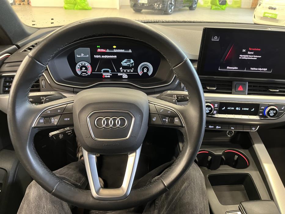 Audi A4 2023