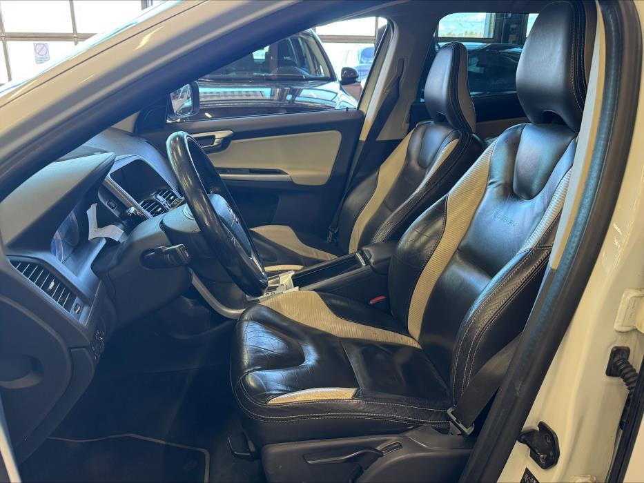 Volvo XC60 2011