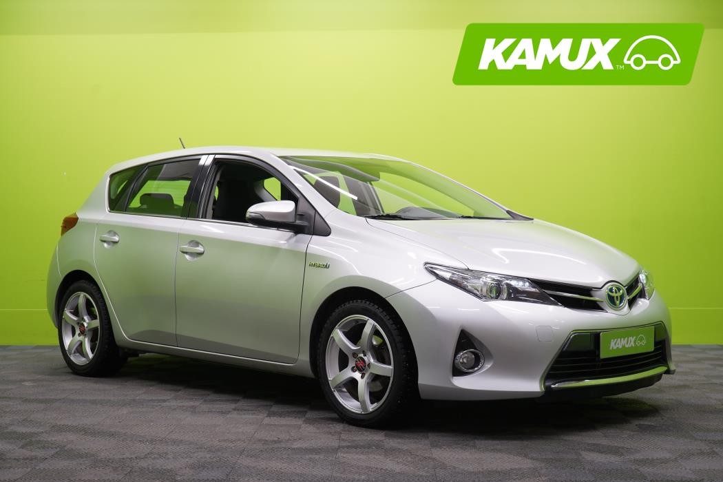 Toyota Auris 2015
