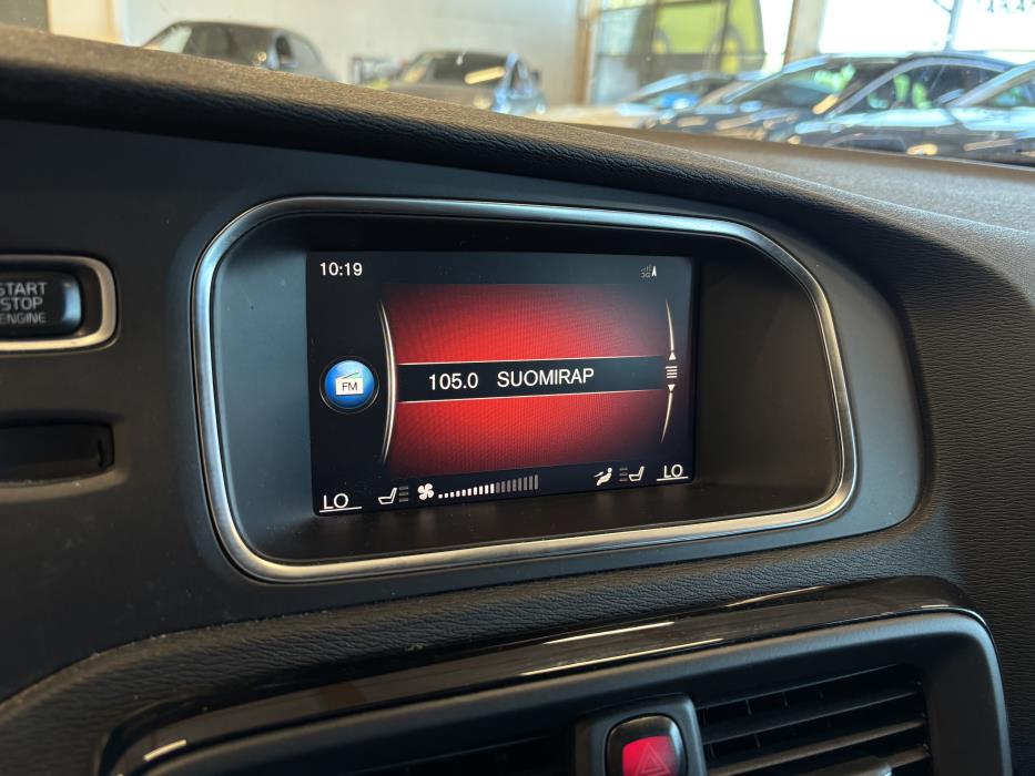 Volvo V40 2019