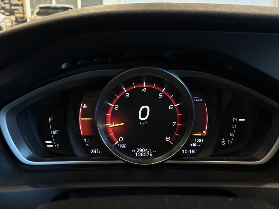 Volvo V40 2019
