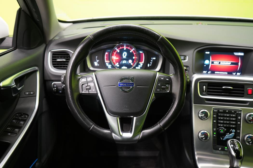 Volvo V60 2018