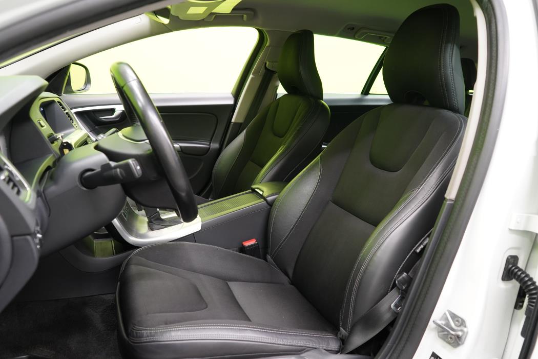 Volvo V60 2018