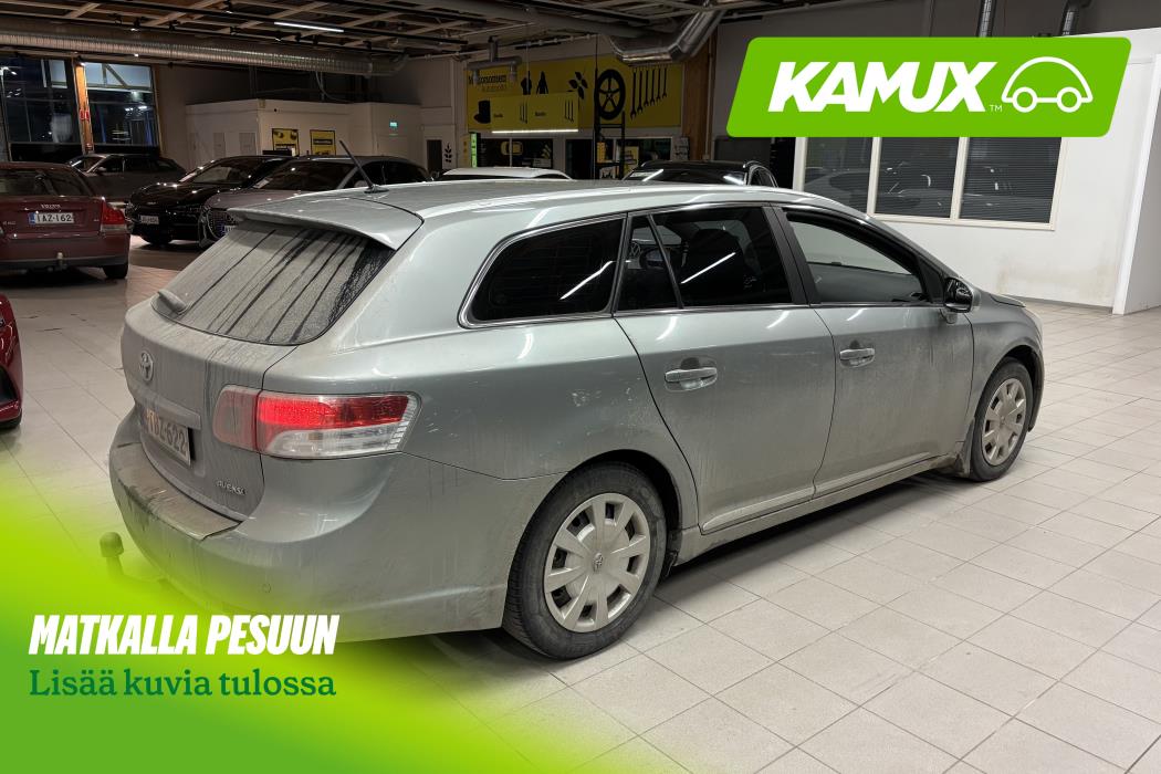 Toyota Avensis 2010