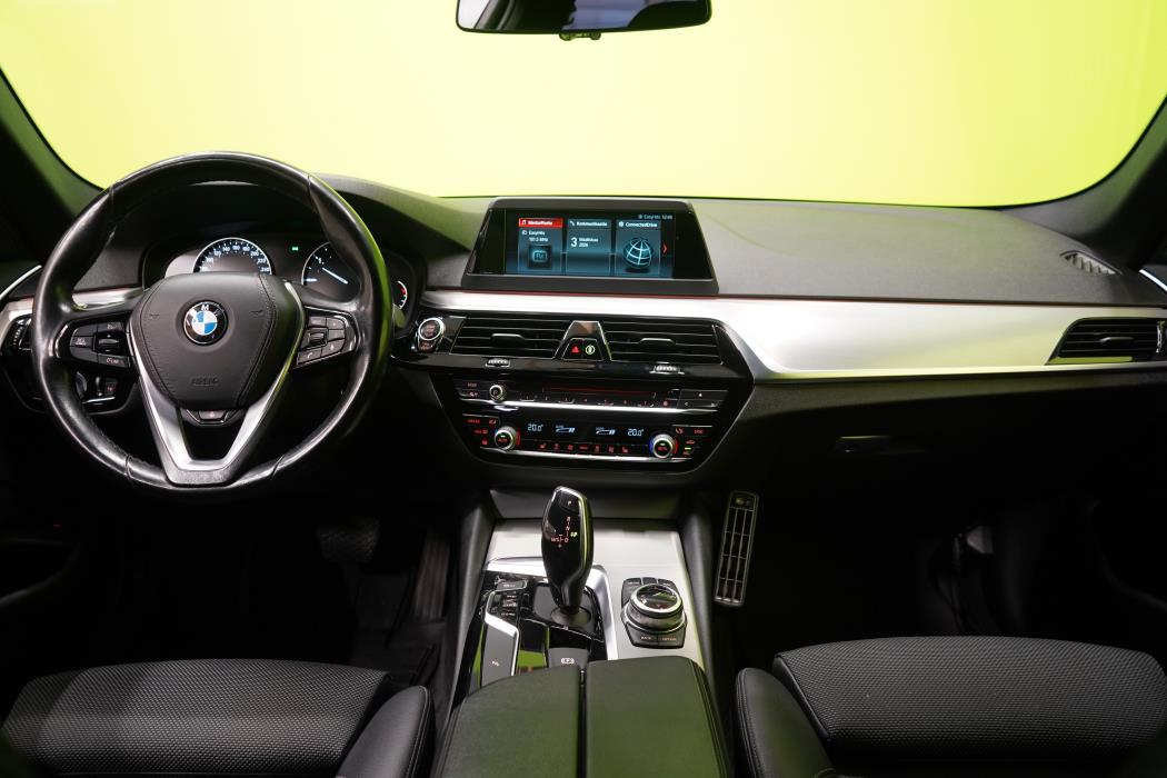 BMW 520 2018
