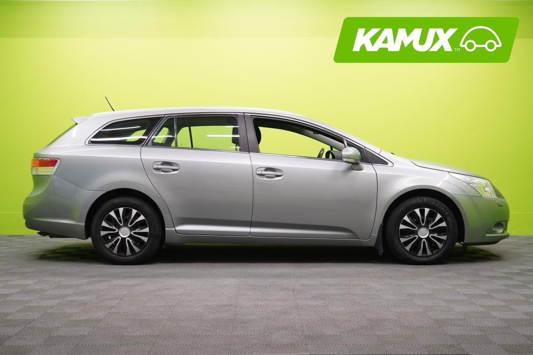 Toyota Avensis 2010