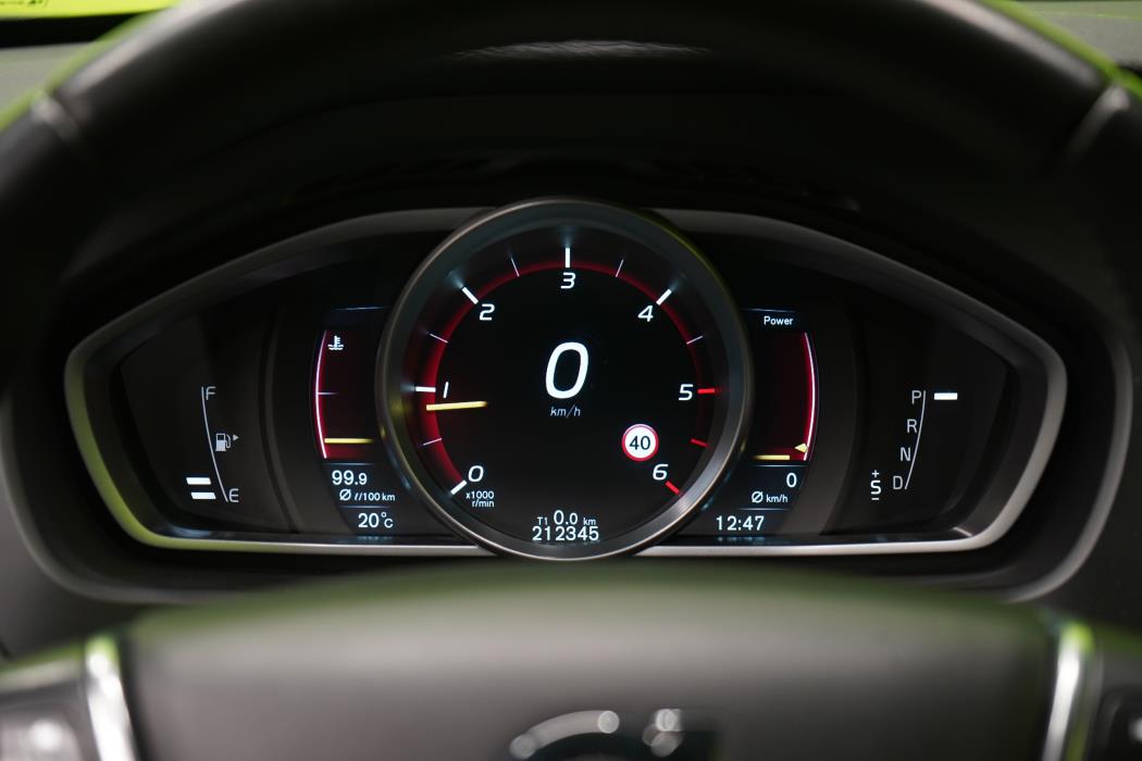 Volvo V40 Cross Country 2016