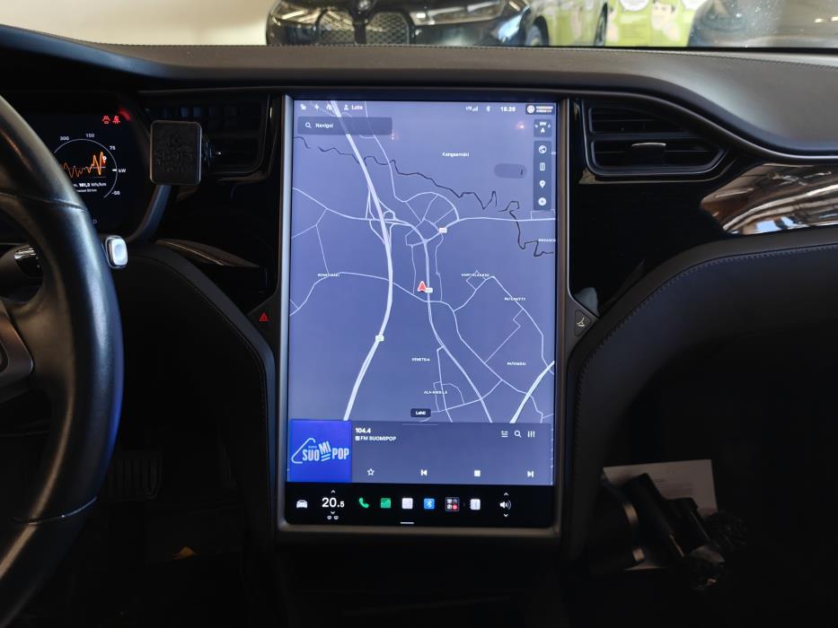 Tesla Model S 2020