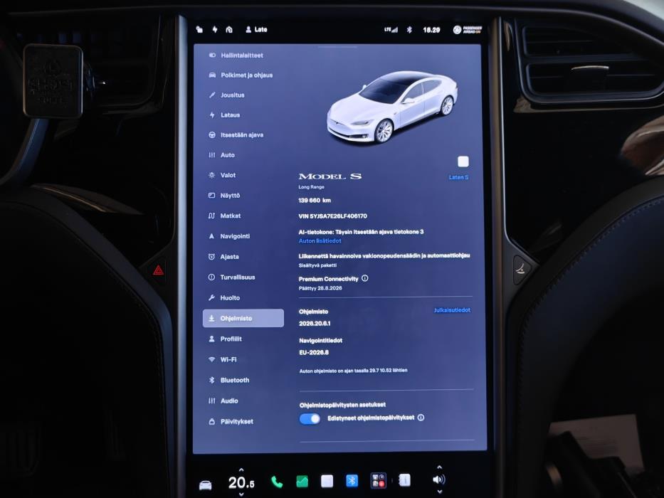 Tesla Model S 2020