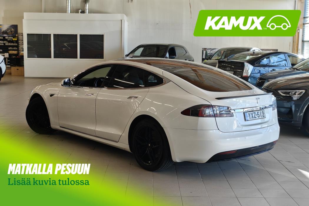 Tesla Model S 2020
