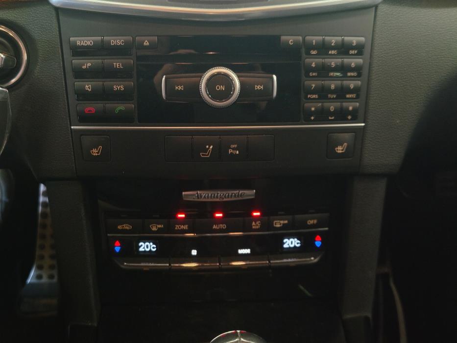 Mercedes-Benz E 2010