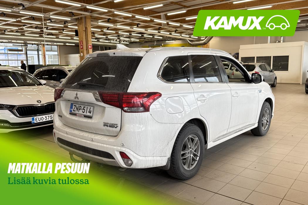 Mitsubishi Outlander PHEV 2016