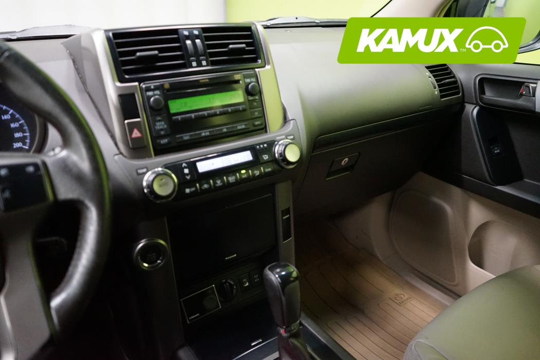 Toyota Land Cruiser 2012