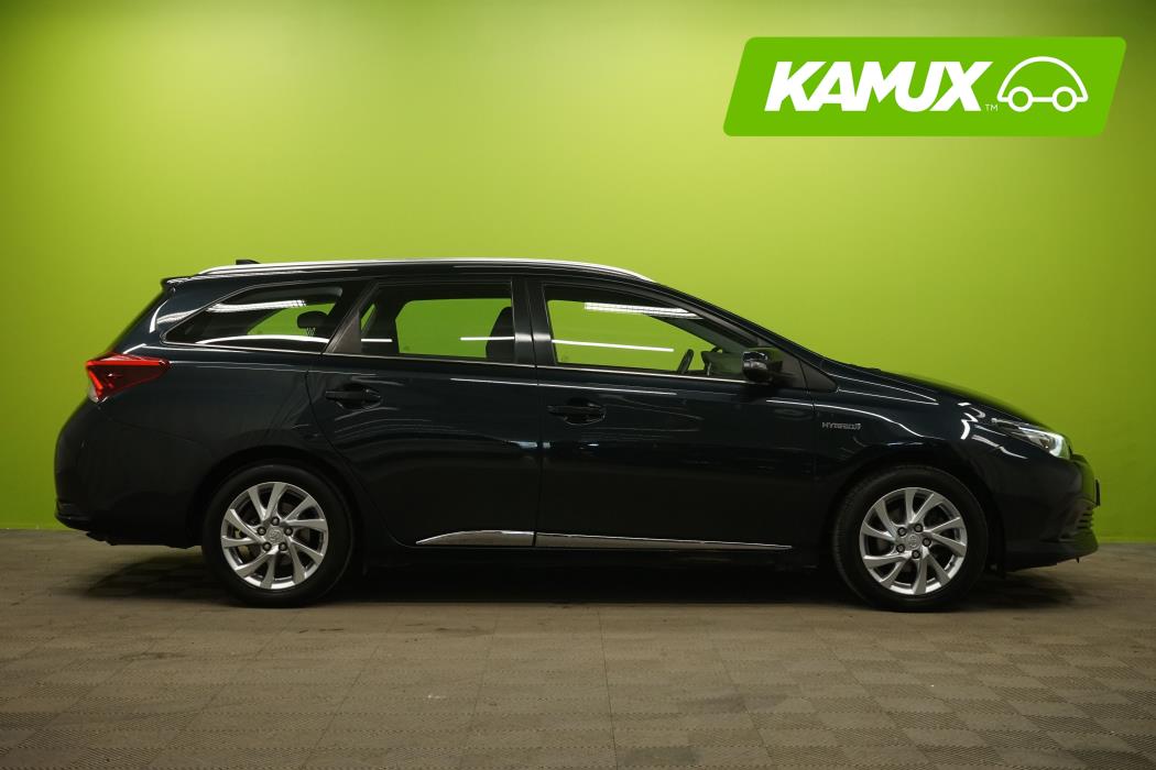 Toyota Auris 2016