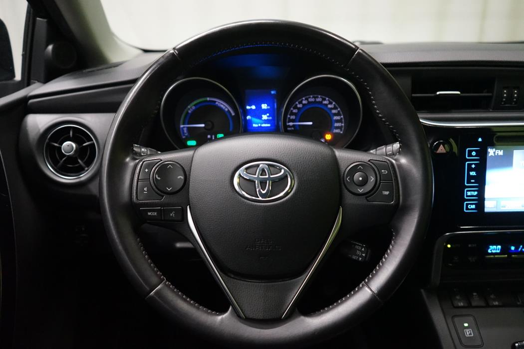 Toyota Auris 2016