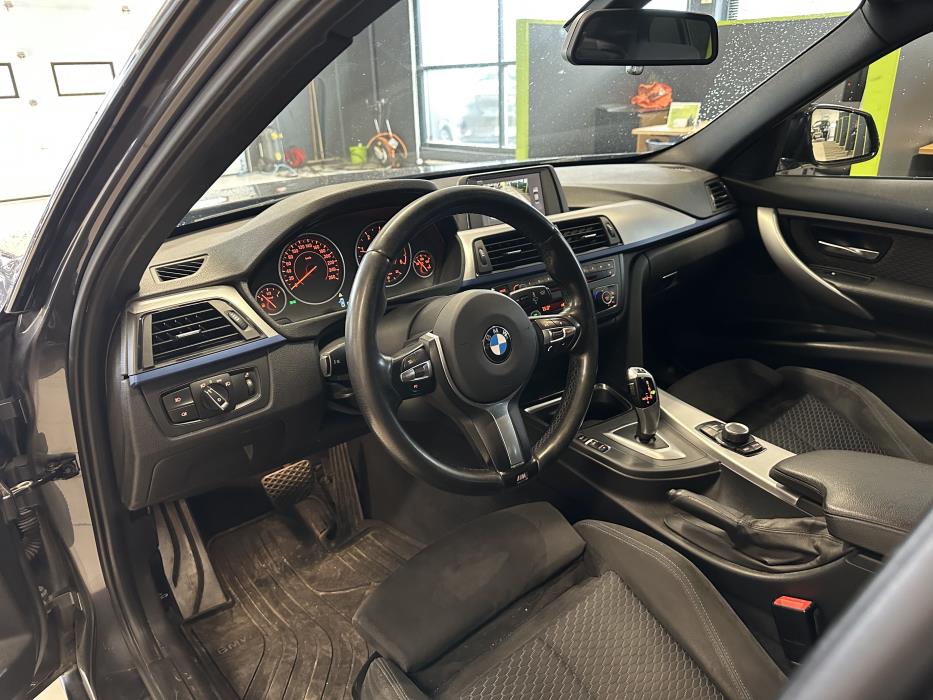 BMW 320 2014