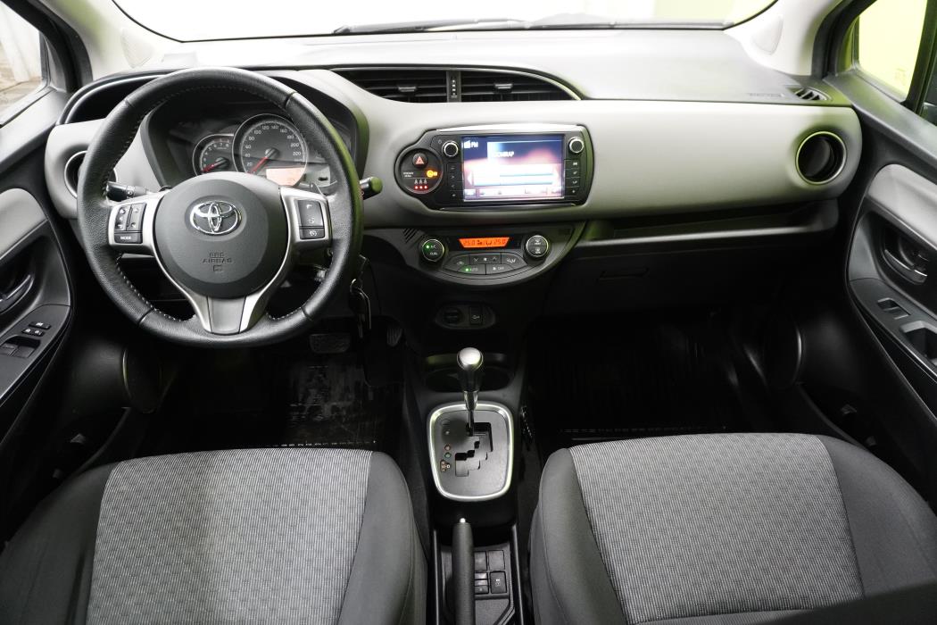 Toyota Yaris 2015
