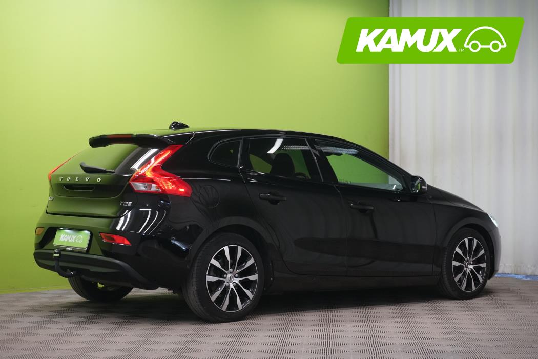 Volvo V40 2020