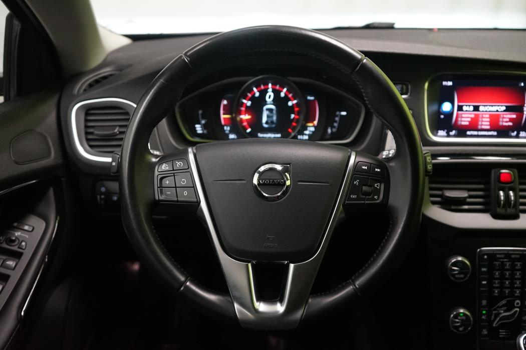 Volvo V40 2020