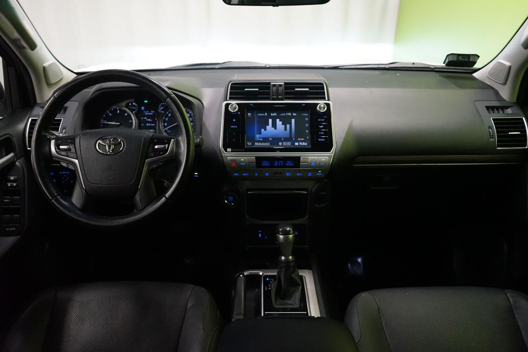 Toyota Land Cruiser 2018