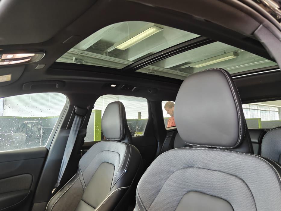 Volvo XC60 2025