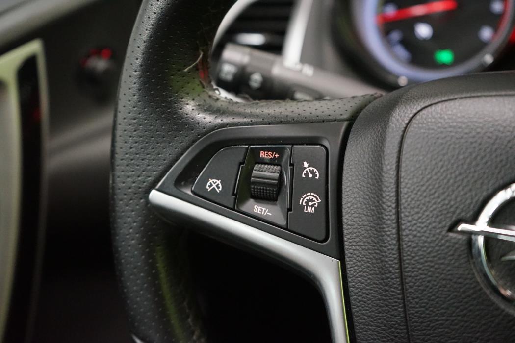 Opel Astra 2014