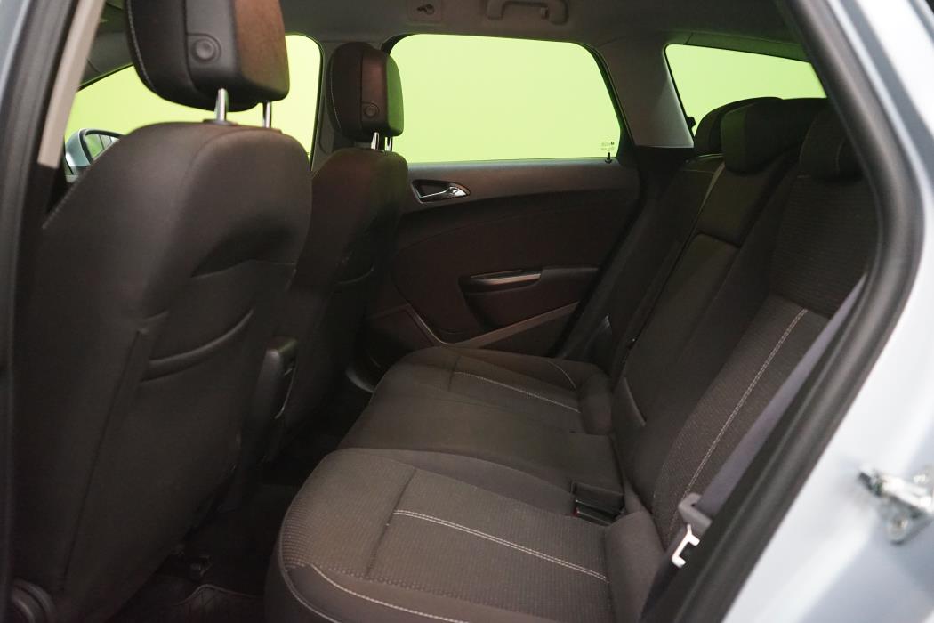Opel Astra 2014