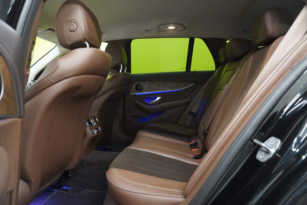 Mercedes-Benz E 2016